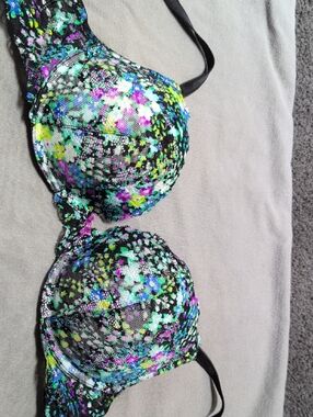 Victoria's Secret Black Floral Lace Push-Up Bra with Multicolor Accents